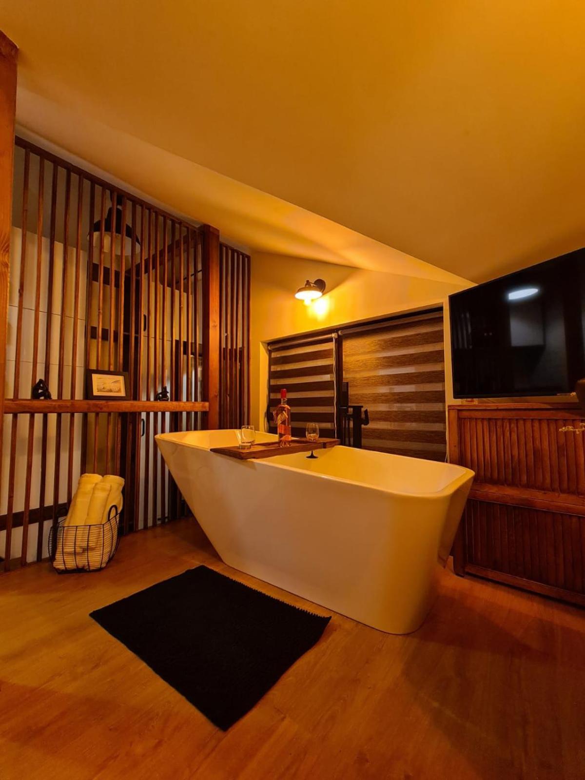 Colfly Studios Braşov Quarto foto