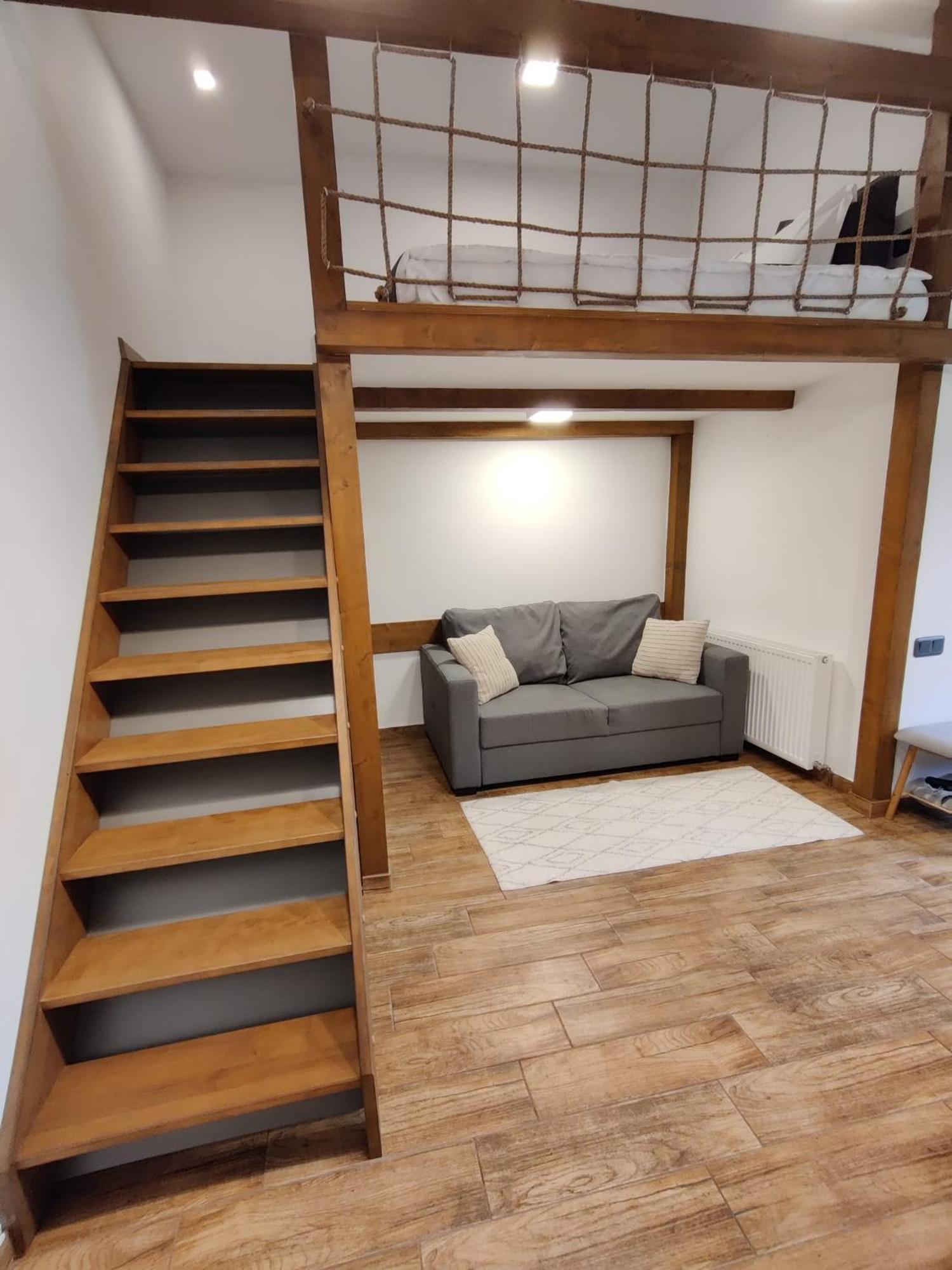 Colfly Studios Braşov Quarto foto